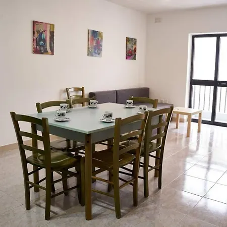 Big 7, The Paceville Appartamento